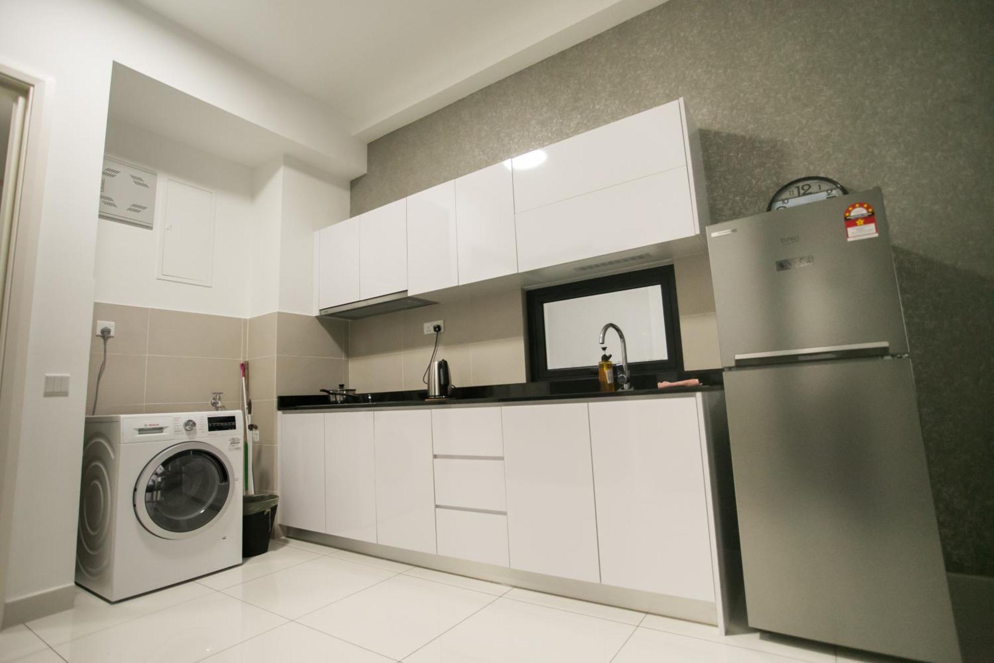 Econest Apartment By The One - Educity Nusajaya Nusajaya  Luaran gambar