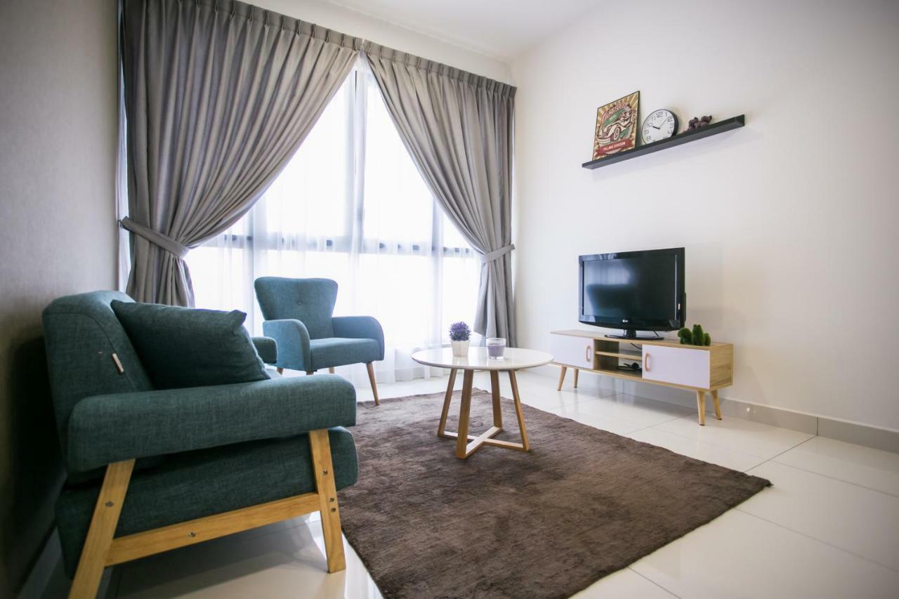 Econest Apartment By The One - Educity Nusajaya Nusajaya  Luaran gambar