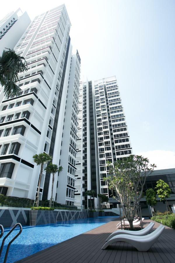 Econest Apartment By The One - Educity Nusajaya Nusajaya  Luaran gambar